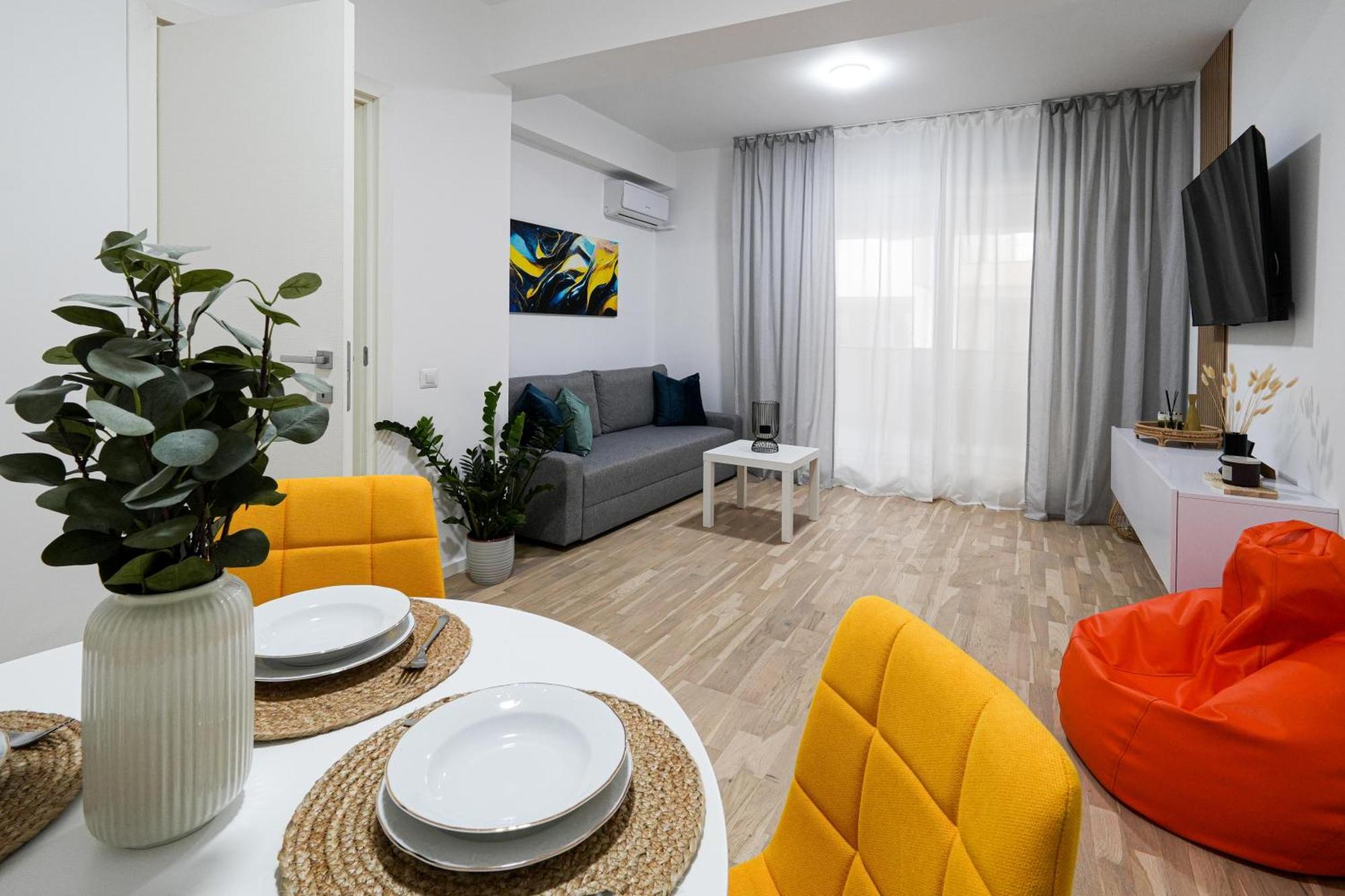 Gabi - Chic Apt With Parking Close To Veranda Mall 布加勒斯特 外观 照片