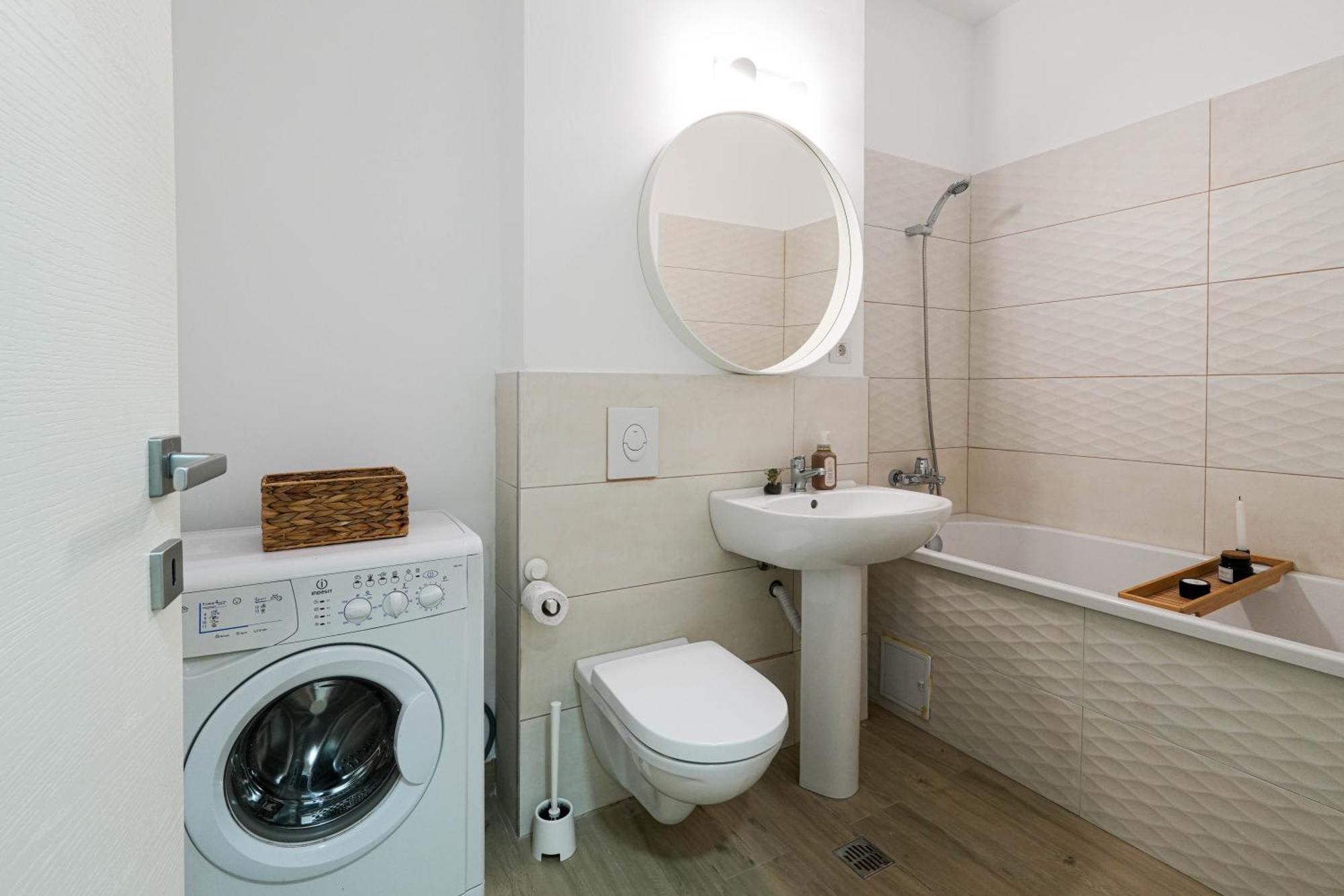 Gabi - Chic Apt With Parking Close To Veranda Mall 布加勒斯特 外观 照片